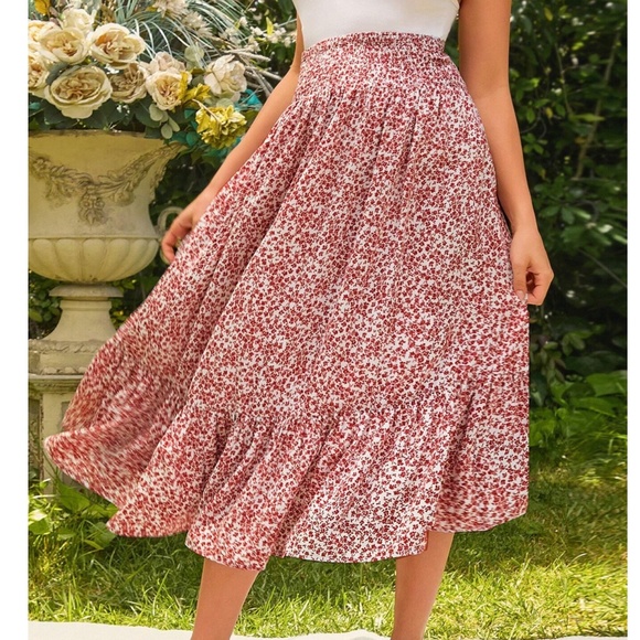 Maternity Floral Print Shirred Stretchy Waist Skirt - Picture 3 of 11